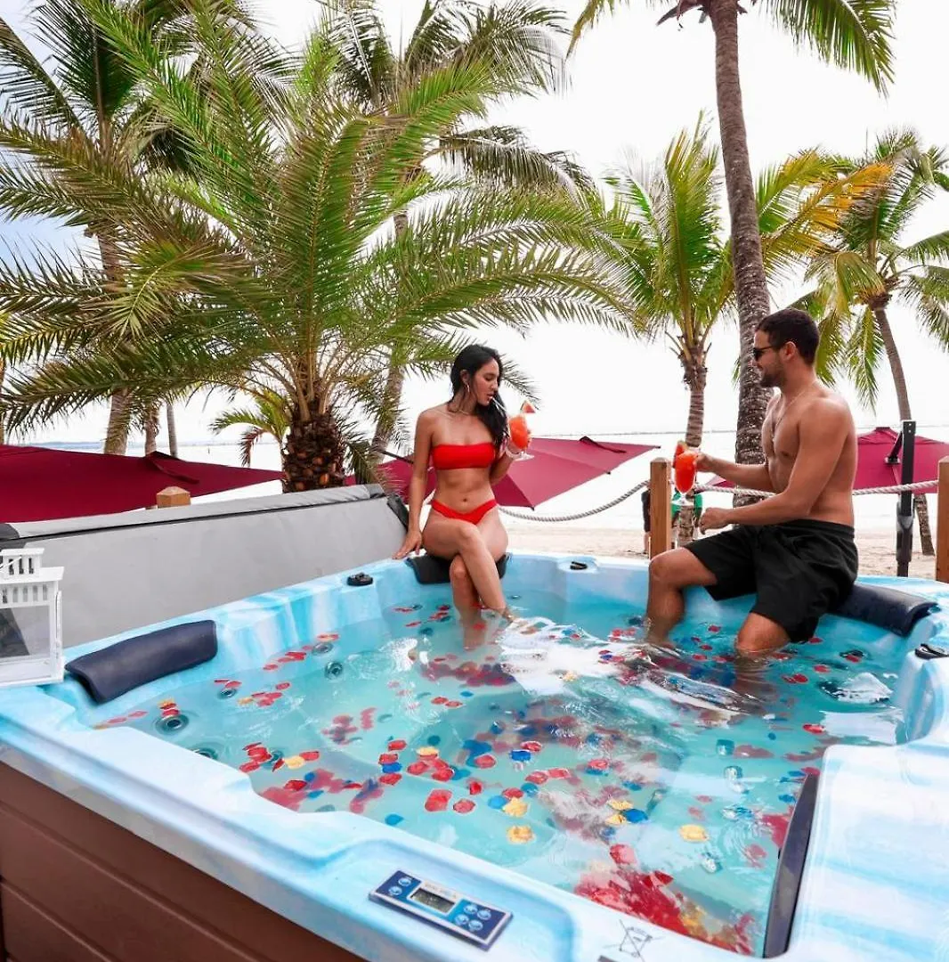 홈스테이 Boca Beach Residence Hotel 보카치카